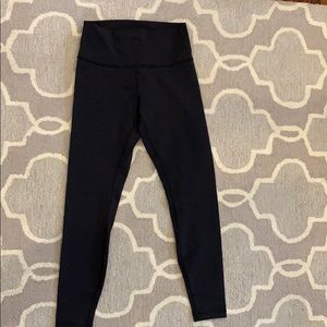Black lululemon leggings